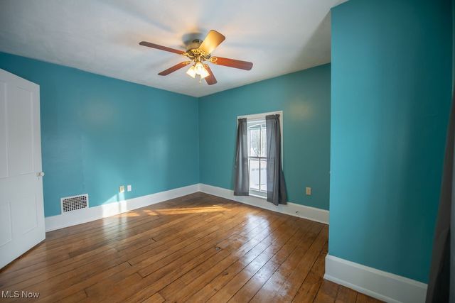 309 Donahey Avenue NE, New Philadelphia, OH 44663