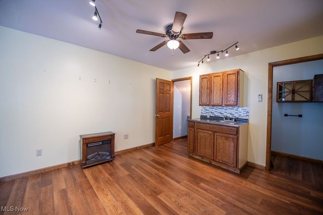 309 Donahey Avenue NE, New Philadelphia, OH 44663