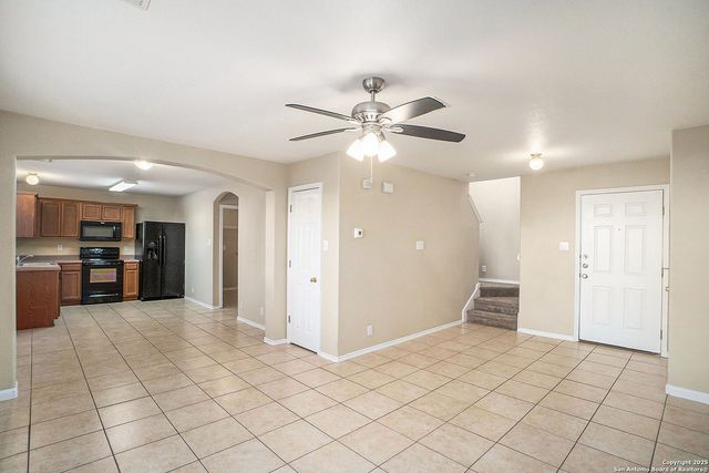 1027 Canadian Goose, San Antonio, TX 78245