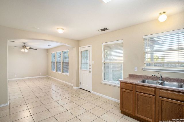 1027 Canadian Goose, San Antonio, TX 78245