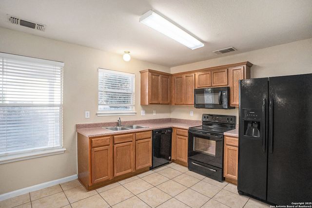 1027 Canadian Goose, San Antonio, TX 78245