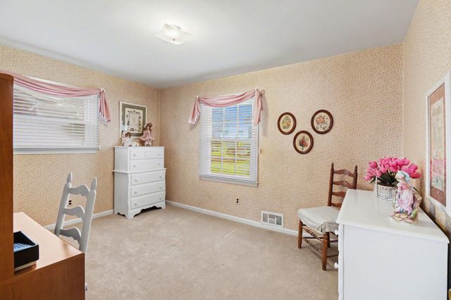 32431 Washington Street, Livonia City, MI 48150