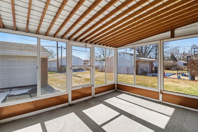 32431 Washington Street, Livonia City, MI 48150