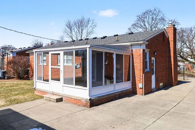 32431 Washington Street, Livonia City, MI 48150