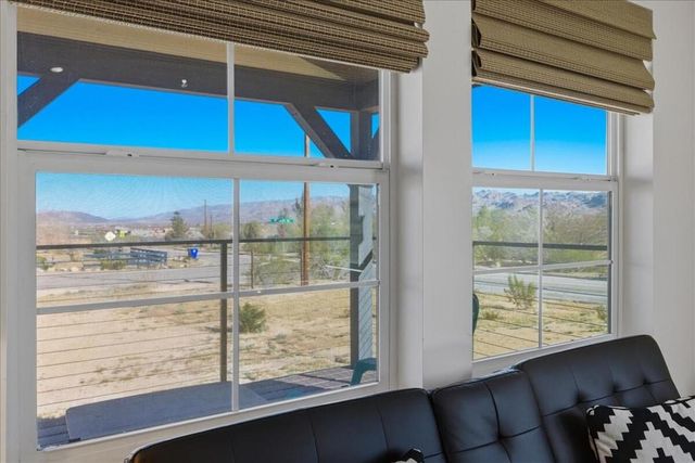 4884 Avenida Del Sol, Joshua Tree, CA 92252