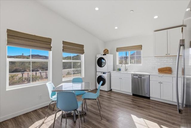 4884 Avenida Del Sol, Joshua Tree, CA 92252
