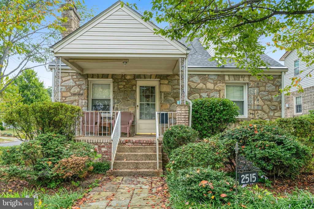 2515 N LEXINGTON ST, Arlington, VA 22207