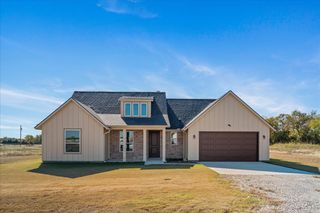 3250 Willow Road, Celeste, TX 75423
