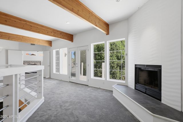 7646 W JULIE Drive, Glendale, AZ 85308