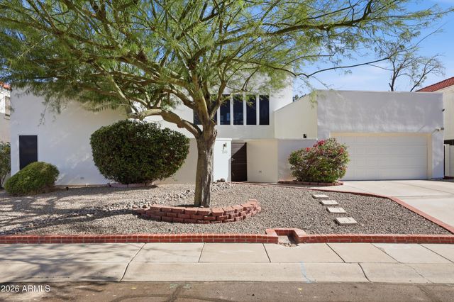 7646 W JULIE Drive, Glendale, AZ 85308