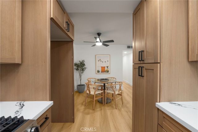 160 Yorktown, Costa Mesa, CA 92626