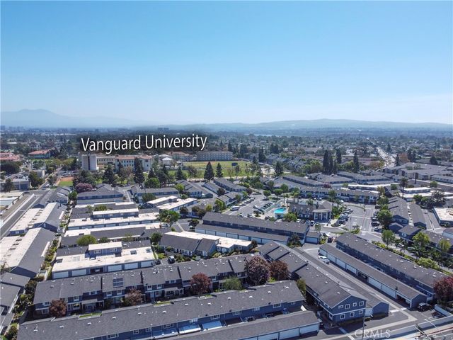 160 Yorktown, Costa Mesa, CA 92626