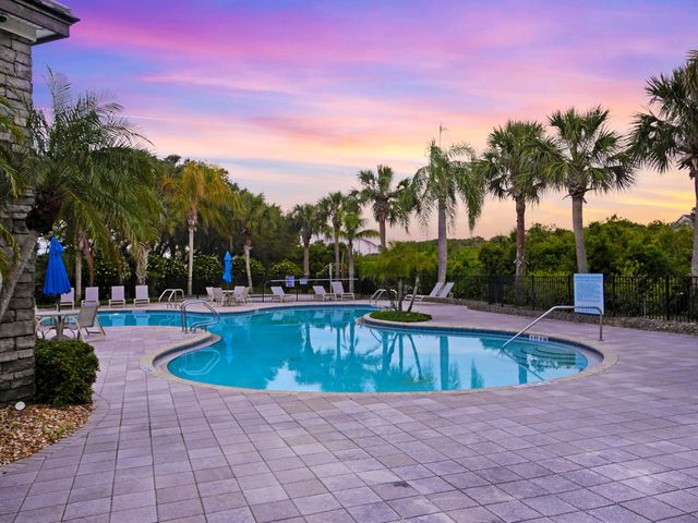 1003 Makarios Dr, St Augustine, FL 32080