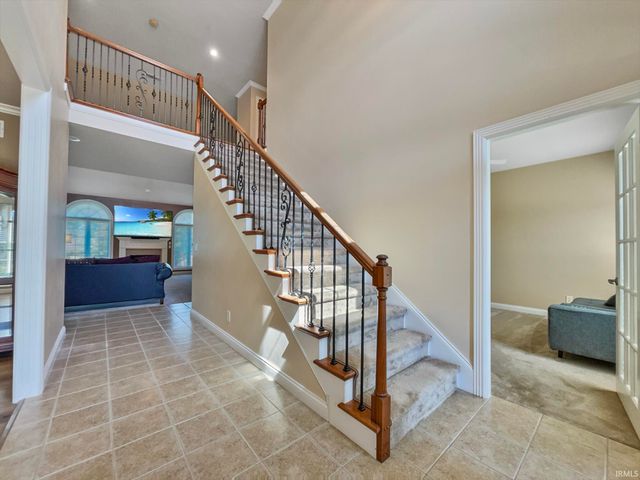 2616 Thornhill Drive, Evansville, IN 47725