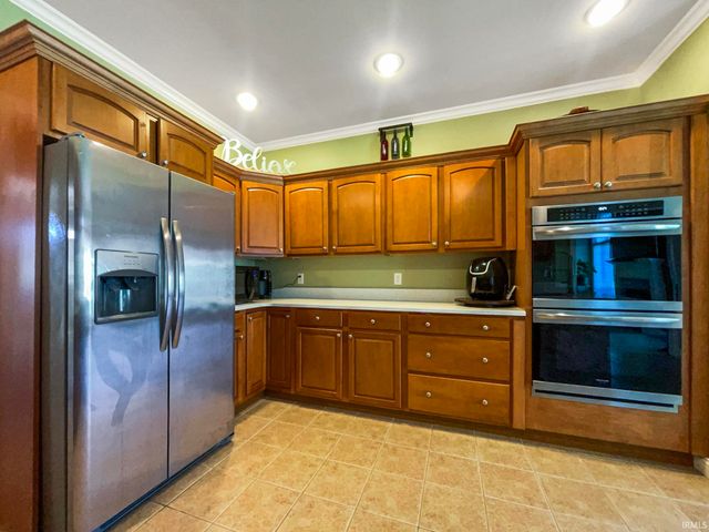 2616 Thornhill Drive, Evansville, IN 47725