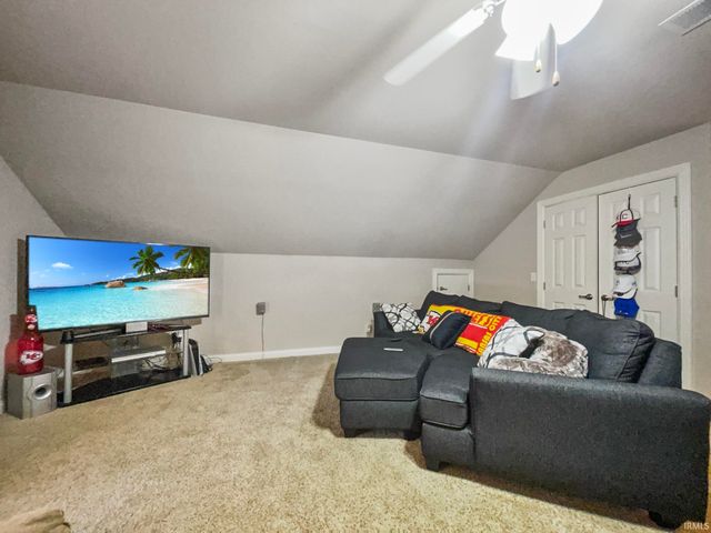2616 Thornhill Drive, Evansville, IN 47725