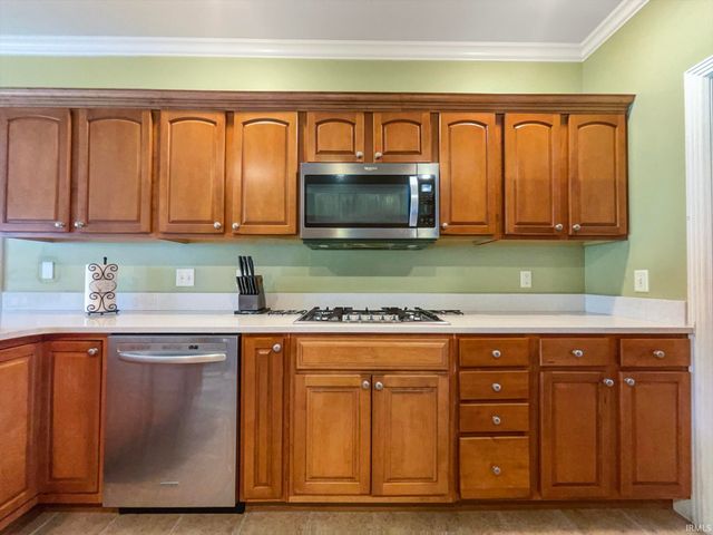 2616 Thornhill Drive, Evansville, IN 47725