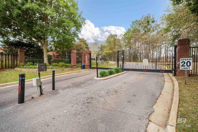 250 N Spring Lake Drive, Mobile, AL 36695