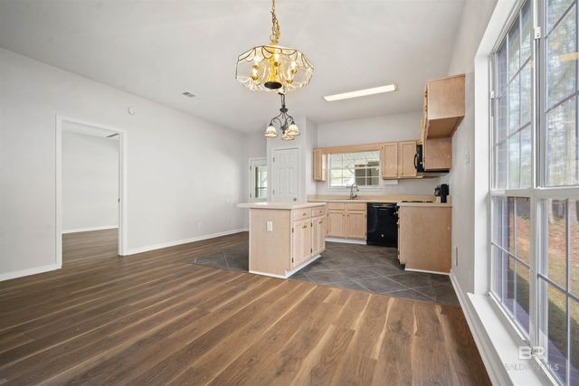 250 N Spring Lake Drive, Mobile, AL 36695