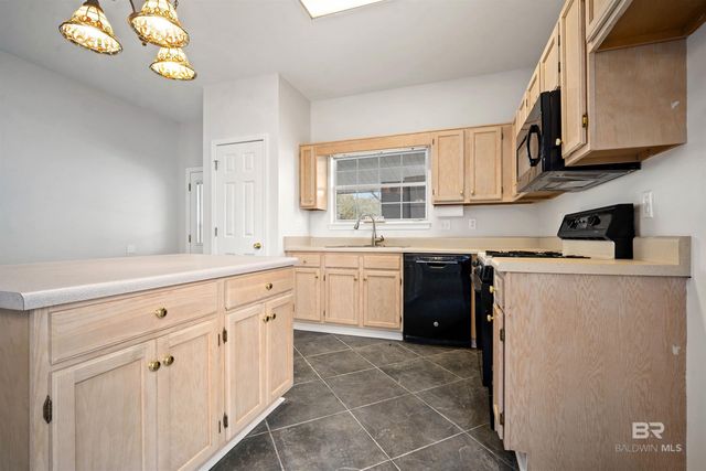 250 N Spring Lake Drive, Mobile, AL 36695