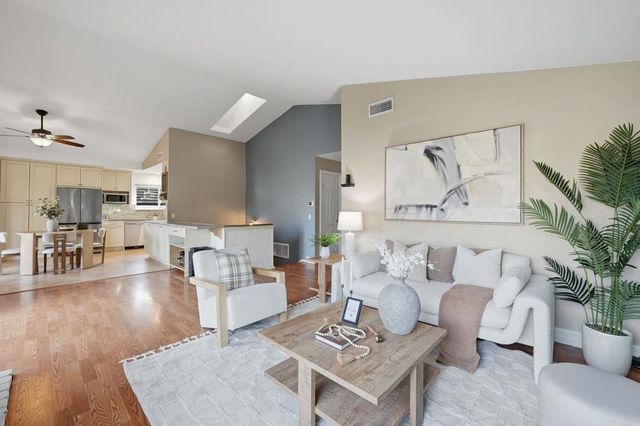 2038 Woodland, Escondido, CA 92027