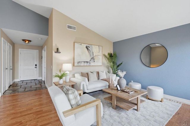 2038 Woodland, Escondido, CA 92027