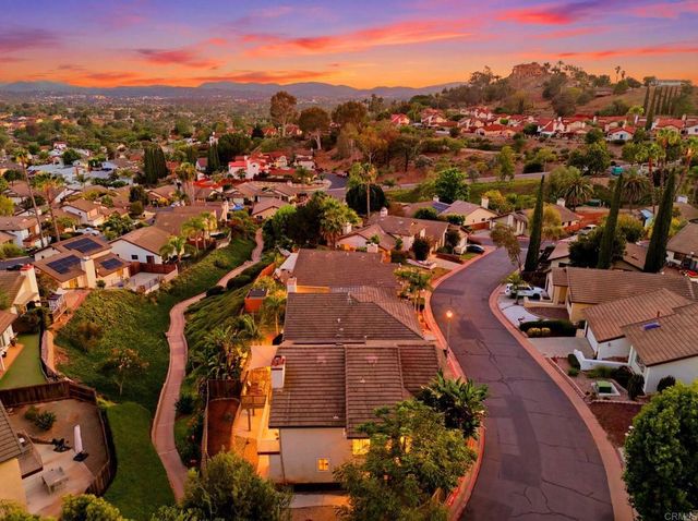 2038 Woodland, Escondido, CA 92027