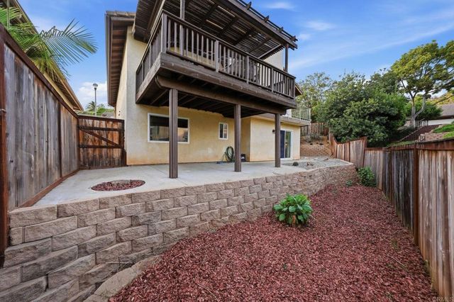 2038 Woodland, Escondido, CA 92027