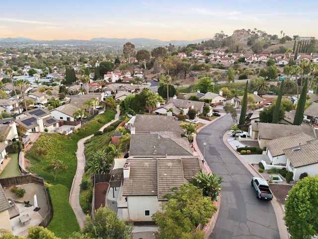2038 Woodland, Escondido, CA 92027