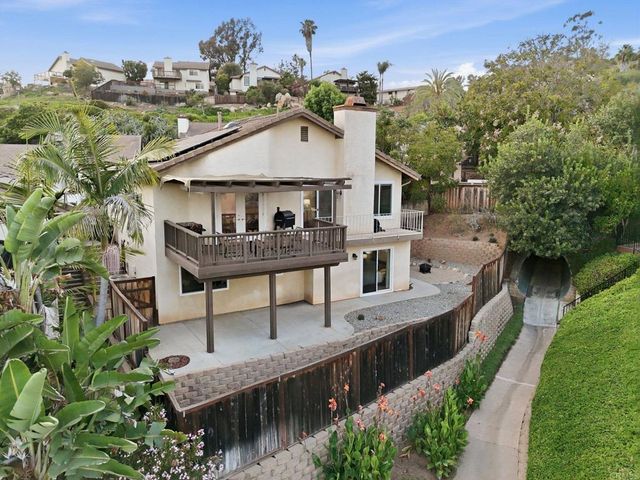 2038 Woodland, Escondido, CA 92027