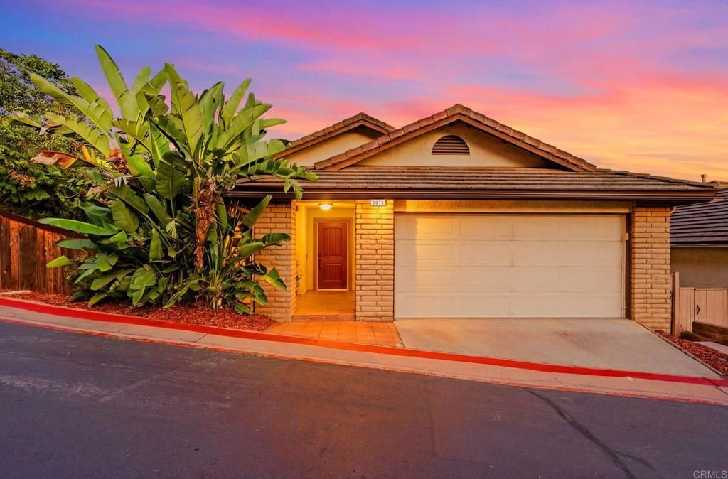 2038 Woodland, Escondido, CA 92027