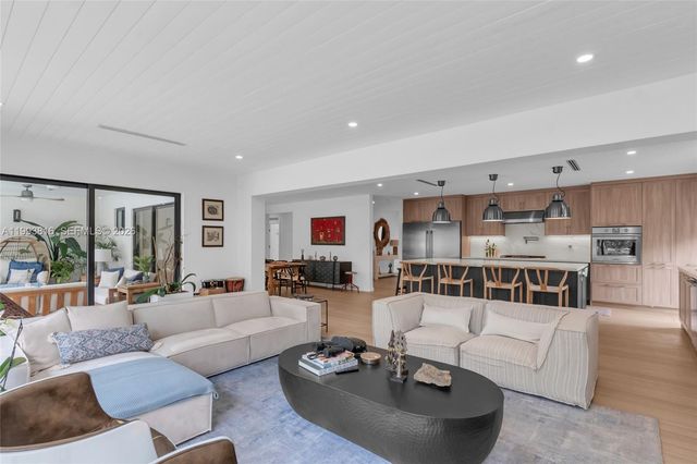 2025 Arch Creek Dr, North Miami, FL 33181