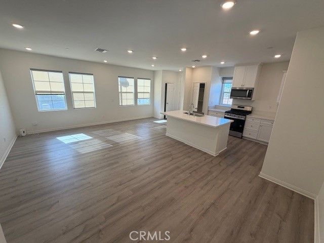 3903 E Carmel Privado, Ontario, CA 91761