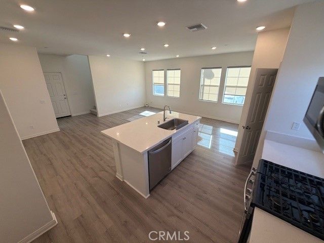 3903 E Carmel Privado, Ontario, CA 91761