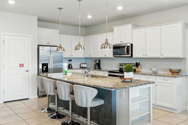 3707 LANA AVENUE, Davenport, FL 33897