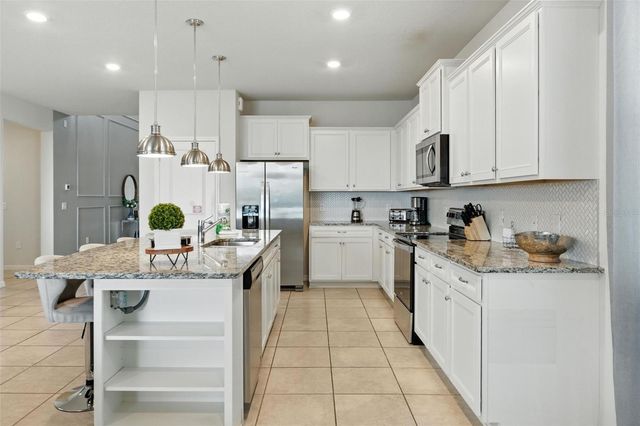 3707 LANA AVENUE, Davenport, FL 33897