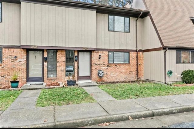 1049 Willow Green DR, Newport News, VA 23602