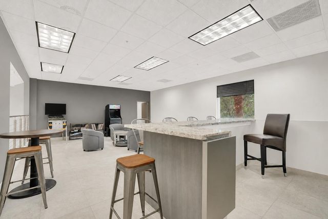 601 N CONGRESS Avenue 303, Delray Beach, FL 33445