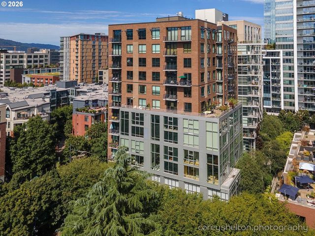 922 Nw 11TH Ave 404, Portland, OR 97209