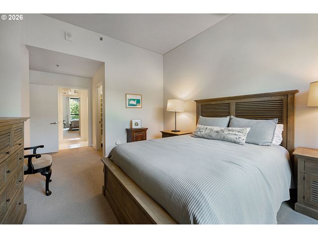 922 Nw 11TH Ave 404, Portland, OR 97209