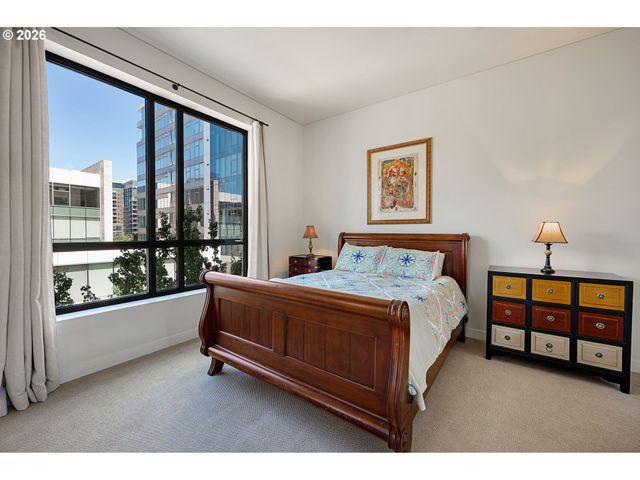 922 Nw 11TH Ave 404, Portland, OR 97209