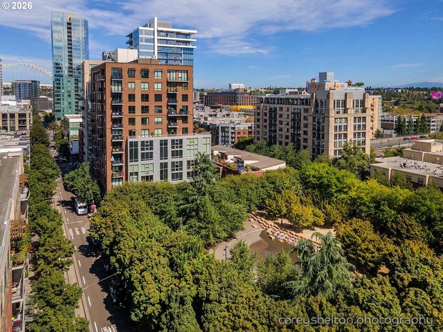 922 Nw 11TH Ave 404, Portland, OR 97209