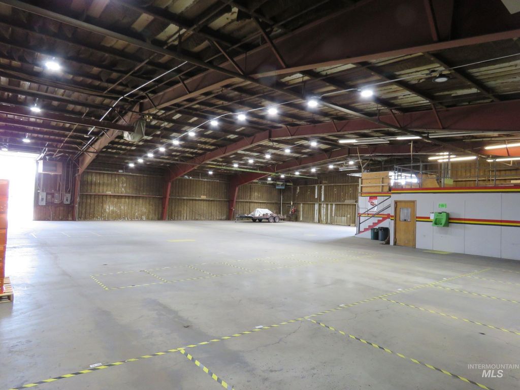 112 W 34th St, Garden City, ID 83714 photo 11