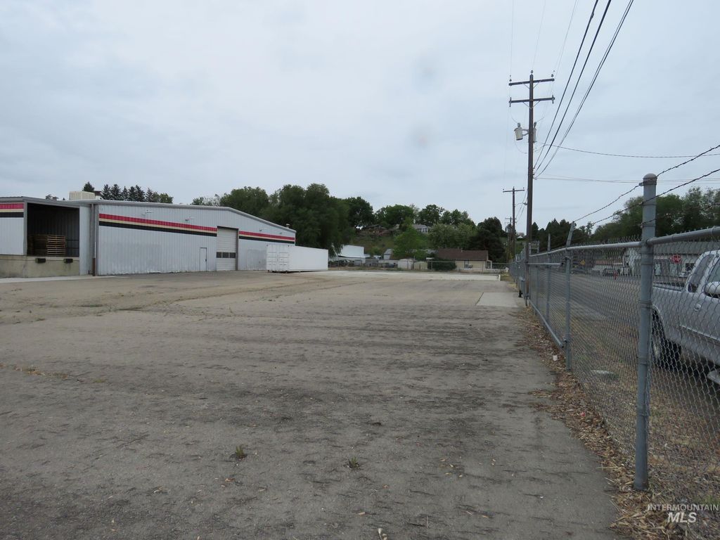 112 W 34th St, Garden City, ID 83714 photo 7