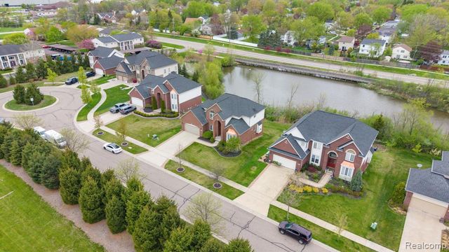 42088 Woodglen Drive, Novi, MI 48375
