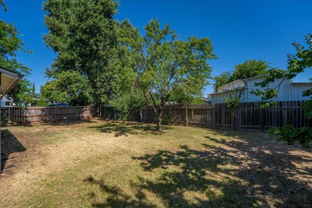 25260 Orange Street, Los Molinos, CA 96055