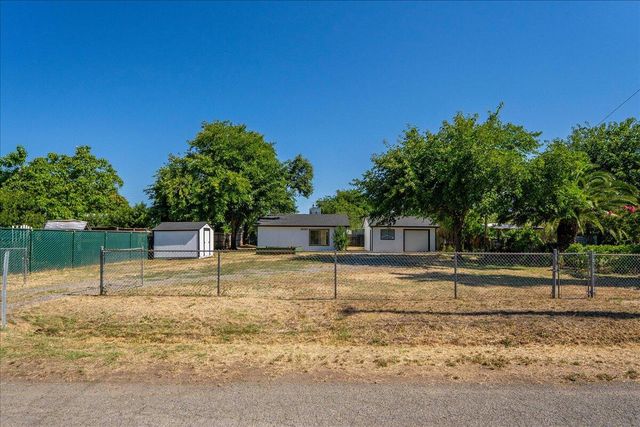 25260 Orange Street, Los Molinos, CA 96055