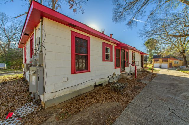 210 E Olive Street, Shreveport, LA 71104