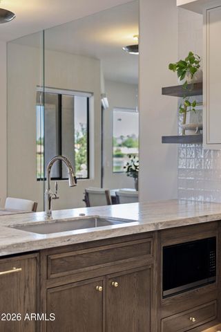8270 N HAYDEN Road 1012, Scottsdale, AZ 85258