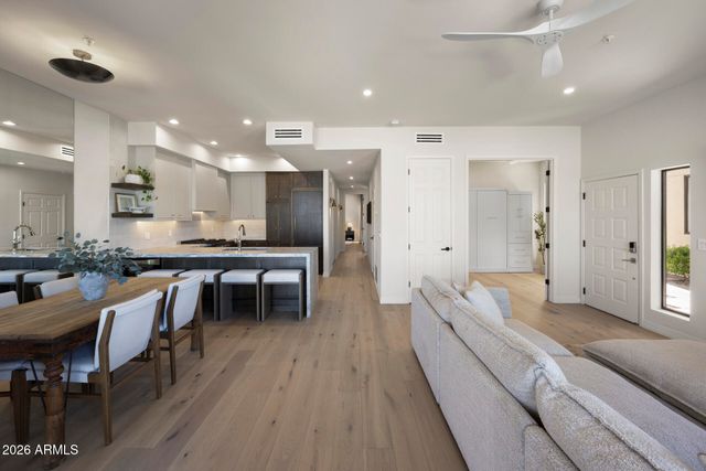 8270 N HAYDEN Road 1012, Scottsdale, AZ 85258